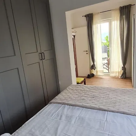 Jasmine Apartment